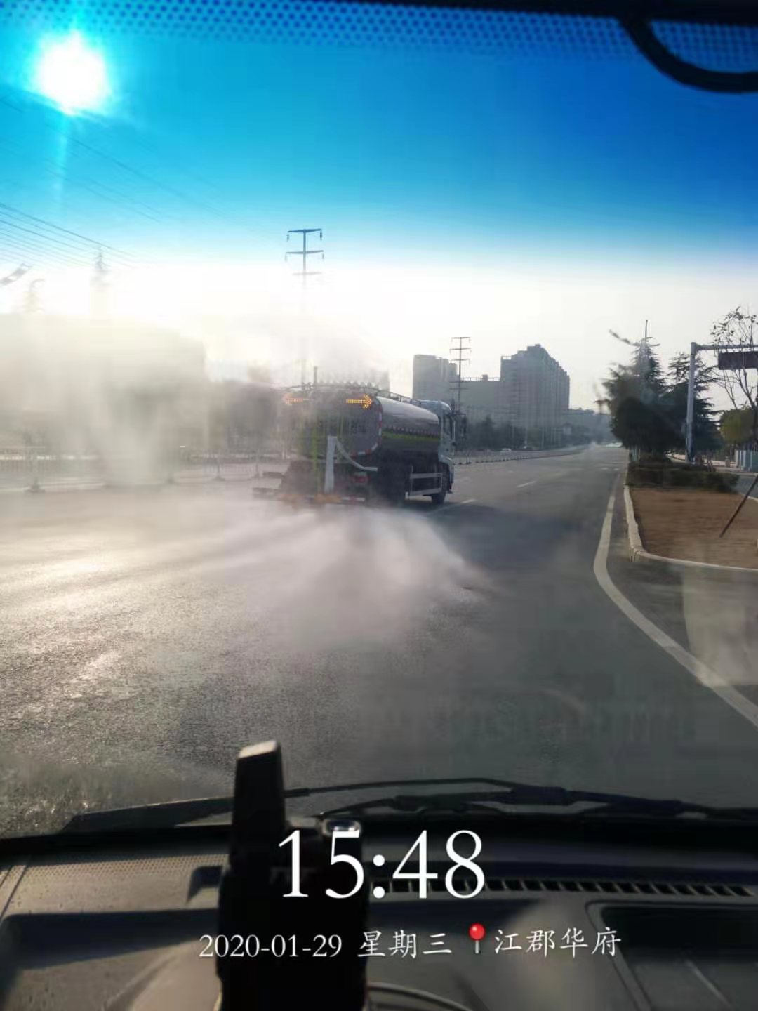 抗疫一线丨非凡娱乐环境15台清洁消毒车开始作业