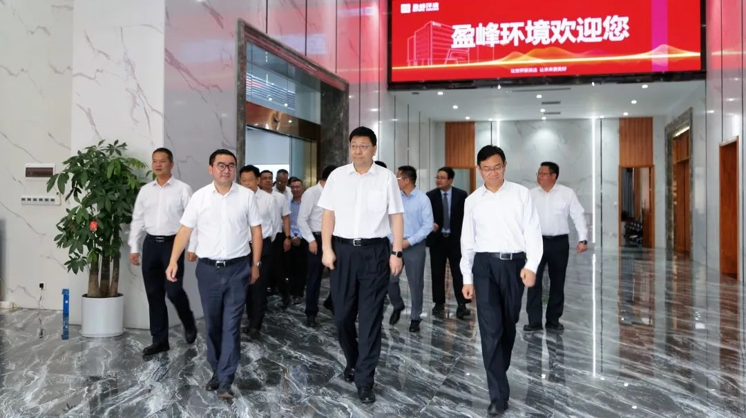 茂名、佛山两市领导莅临非凡娱乐环境考察调研